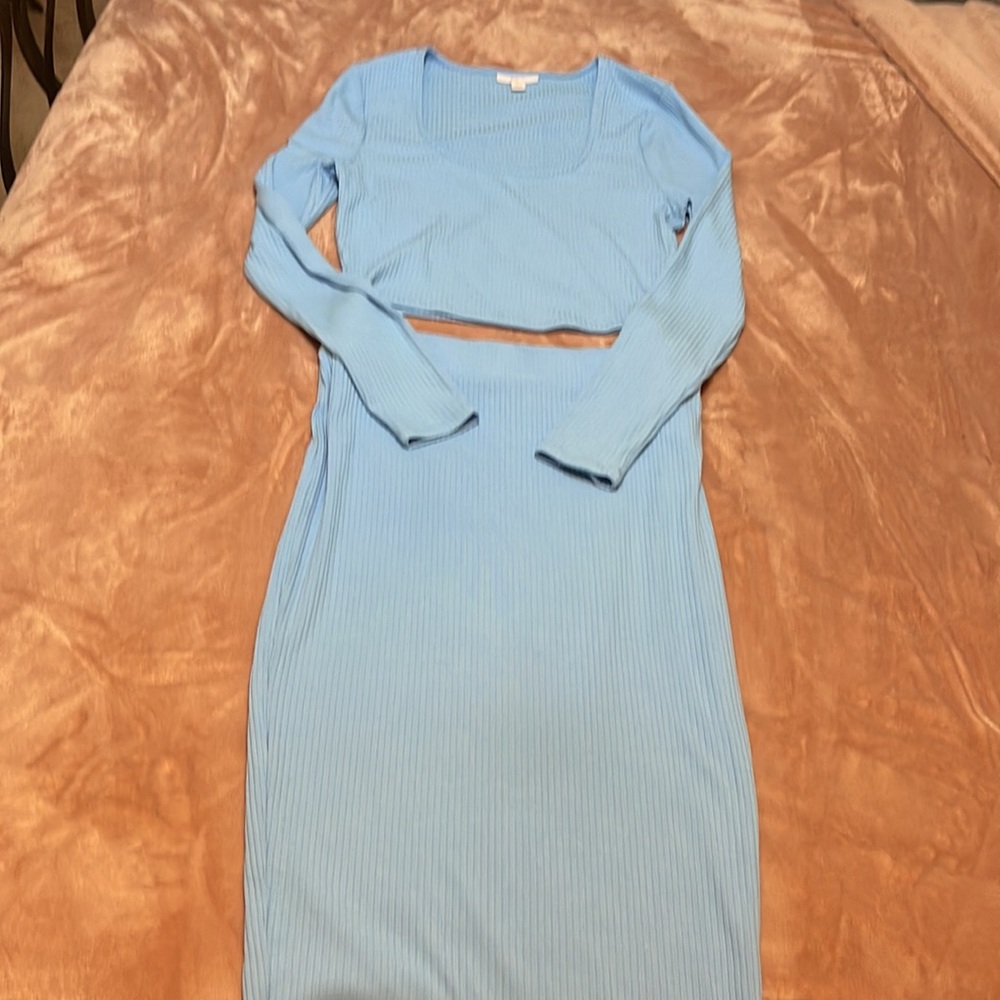 2 Piece Set - image 3